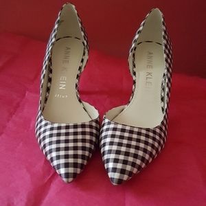 Anne Klein Yolden d'Orsay Pump